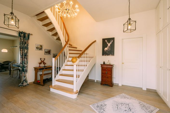 Image No.16-4 Bed House for sale