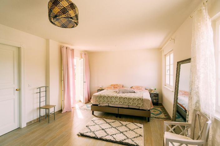 Image No.17-4 Bed House for sale