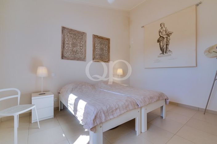 Image No.33-3 Bed House for sale