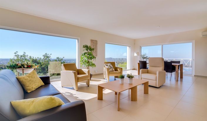 Image No.52-3 Bed House for sale