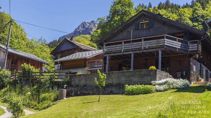 Image No.13-3 Bed House for sale