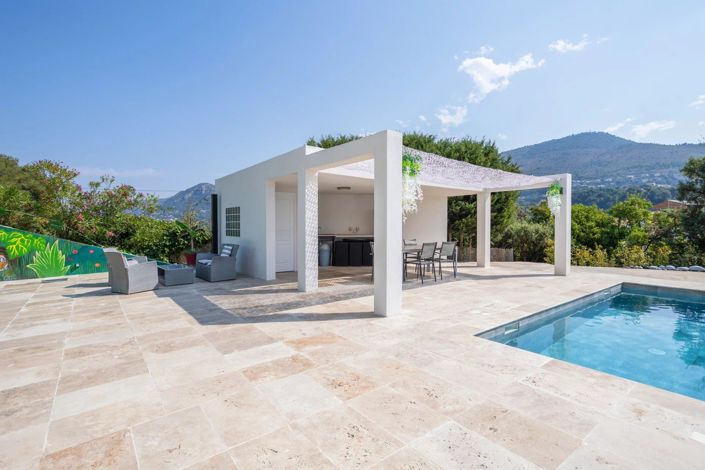 Image No.25-5 Bed House for sale