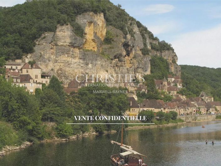 Image No.4-10 Bed House for sale