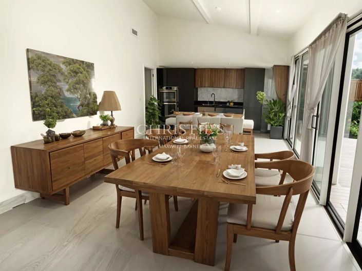 Image No.1-4 Bed House for sale