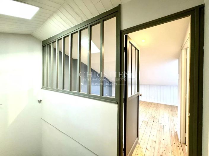 Image No.22-4 Bed House for sale