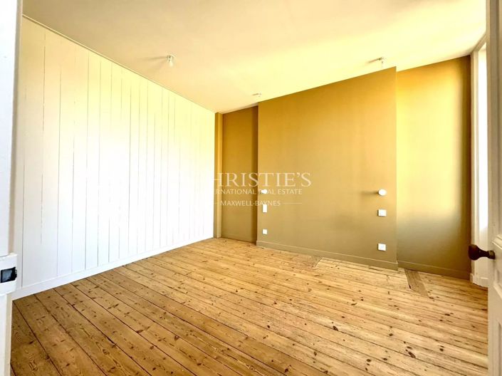 Image No.28-4 Bed House for sale