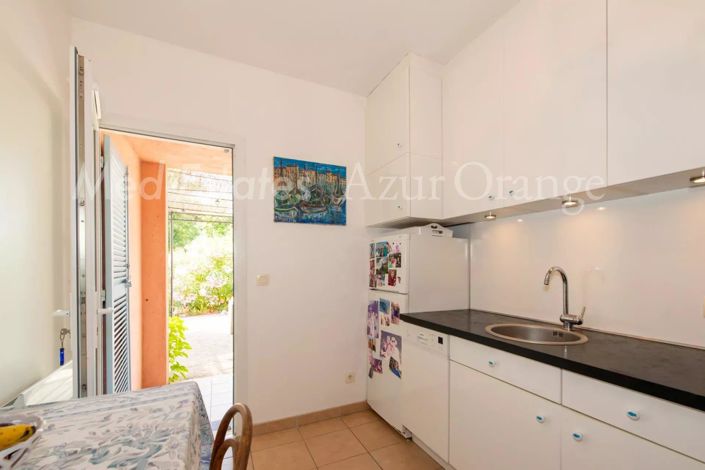 Image No.7-2 Bed Apartment for sale