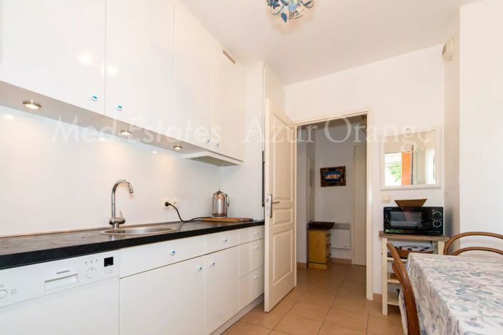 Image No.8-2 Bed Apartment for sale