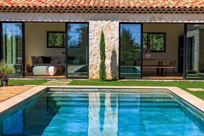 Image No.7-5 Bed House for sale