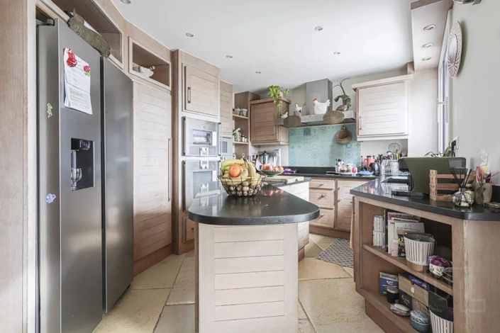 Image No.8-4 Bed House for sale