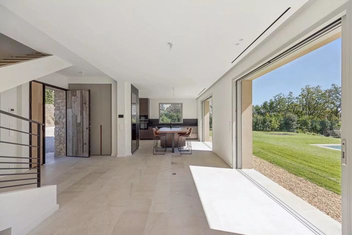 Image No.5-4 Bed House for sale