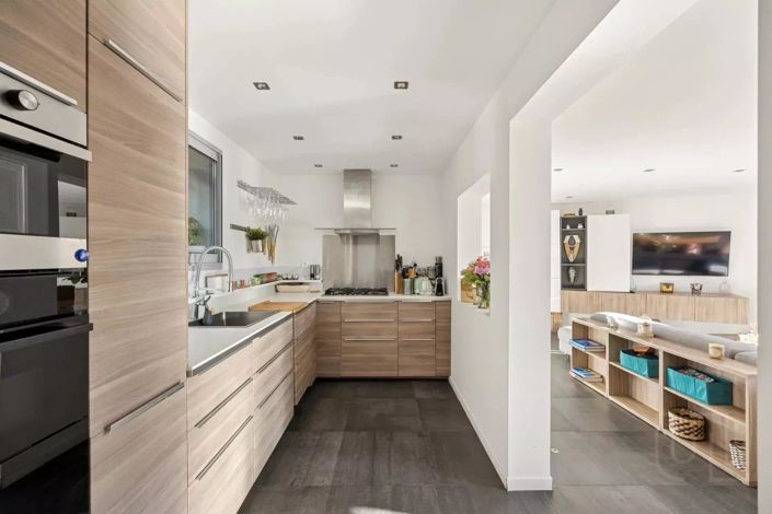 Image No.7-3 Bed House for sale