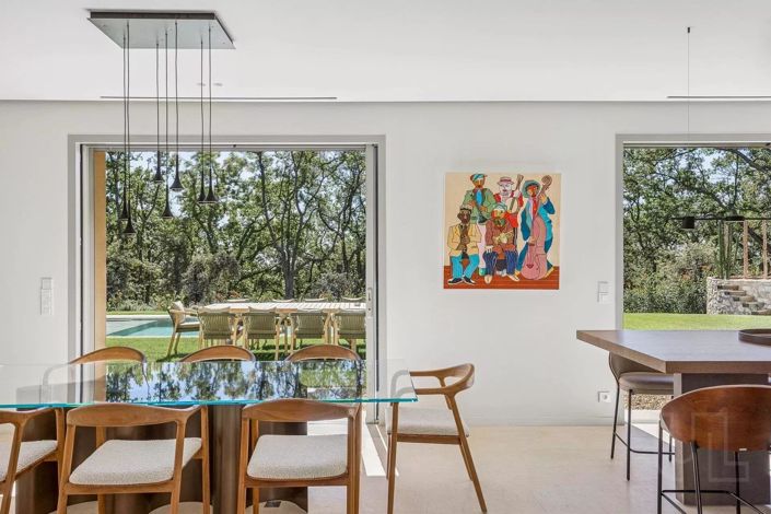 Image No.8-4 Bed House for sale