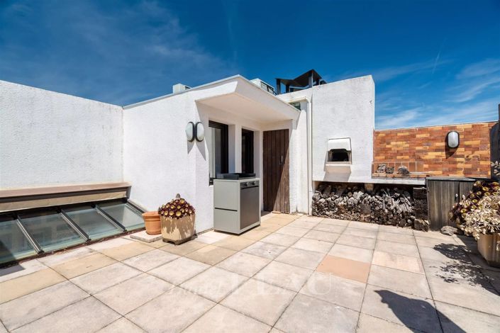 Image No.10-4 Bed Apartment for sale