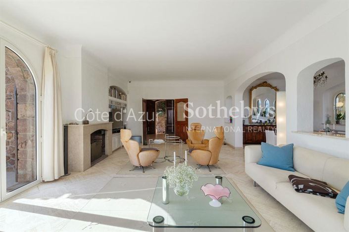Image No.4-5 Bed Property for sale