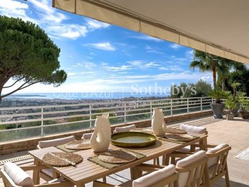 4 Bed Apartment for sale