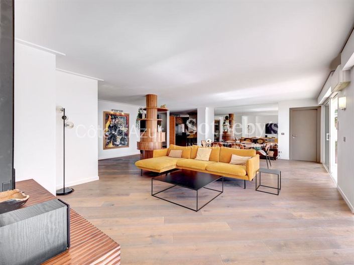 Image No.6-4 Bed Apartment for sale