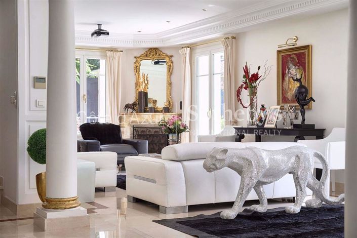 Image No.4-Propriété de 6 chambres à vendre à Cannes