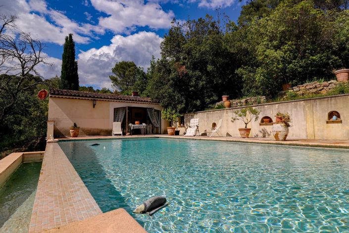 Image No.6-3 Bed House for sale