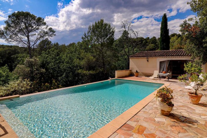 Image No.8-3 Bed House for sale