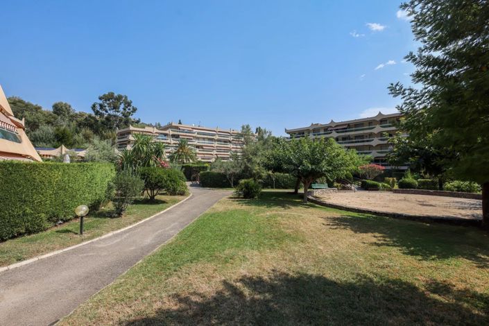 Image No.16-3 Bed Apartment for sale