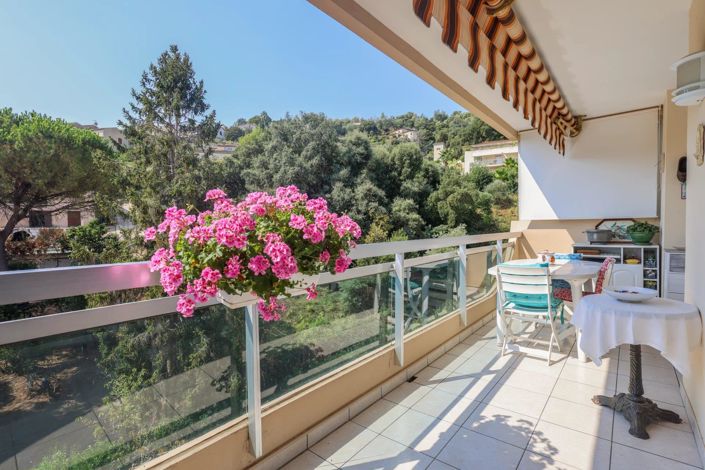 Image No.18-3 Bed Apartment for sale