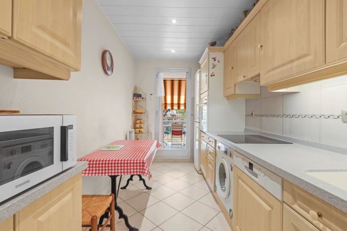 Image No.5-3 Bed Apartment for sale