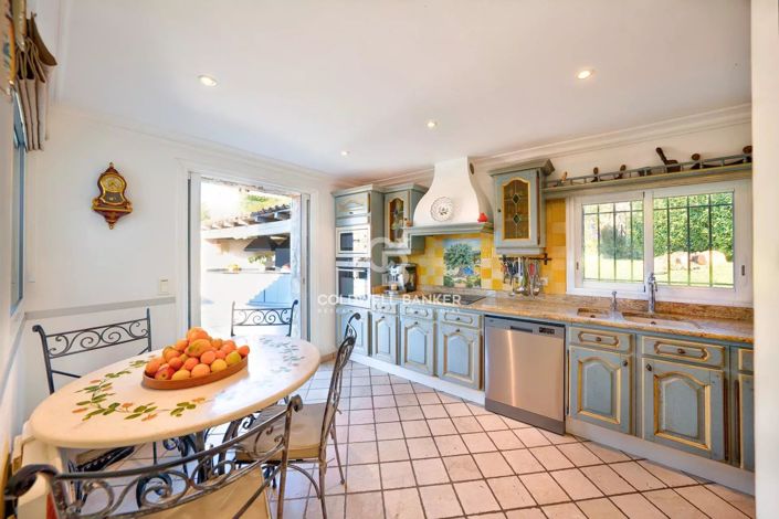 Image No.4-4 Bed House for sale