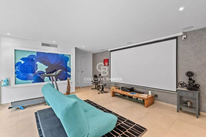 Image No.12-4 Bed House for sale