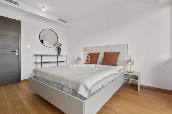 Image No.11-4 Bed House for sale