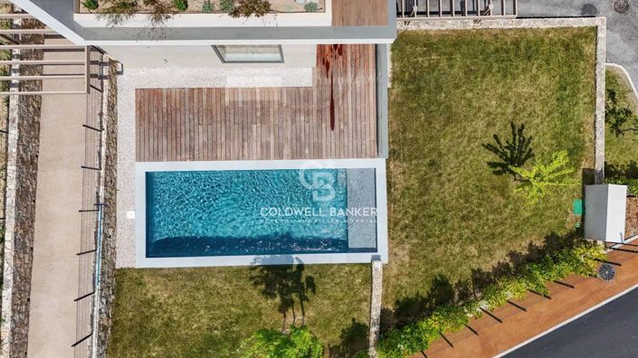 Image No.18-4 Bed House for sale