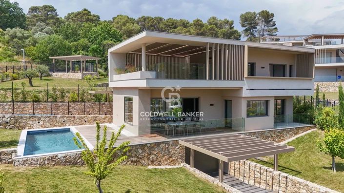 Image No.19-4 Bed House for sale