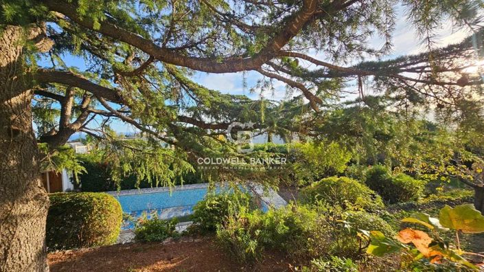 Image No.9-3 Bed House for sale