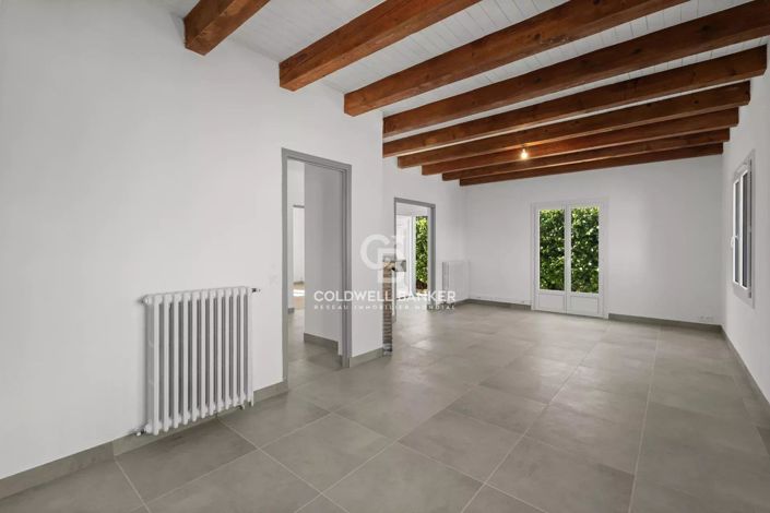 Image No.3-3 Bed House for sale