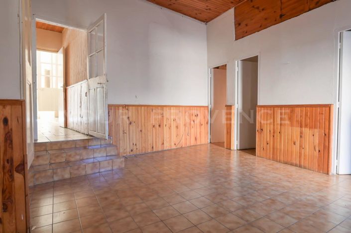 Image No.11-4 Bed House for sale