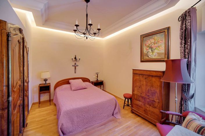 Image No.16-5 Bed Apartment for sale