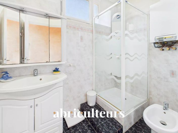 Image No.8-4 Bed Apartment for sale