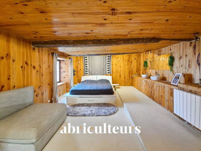 Image No.11-3 Bed House for sale