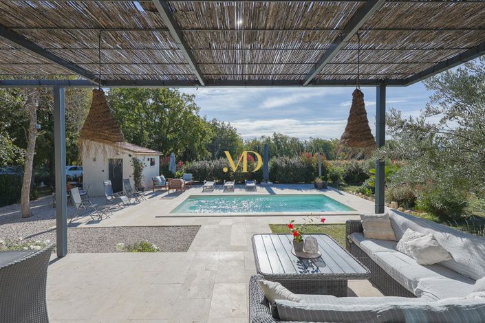 Image No.1-3 Bed House for sale