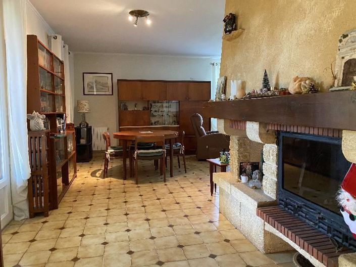 Image No.3-3 Bed House for sale