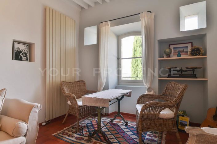 Image No.4-2 Bed House for sale