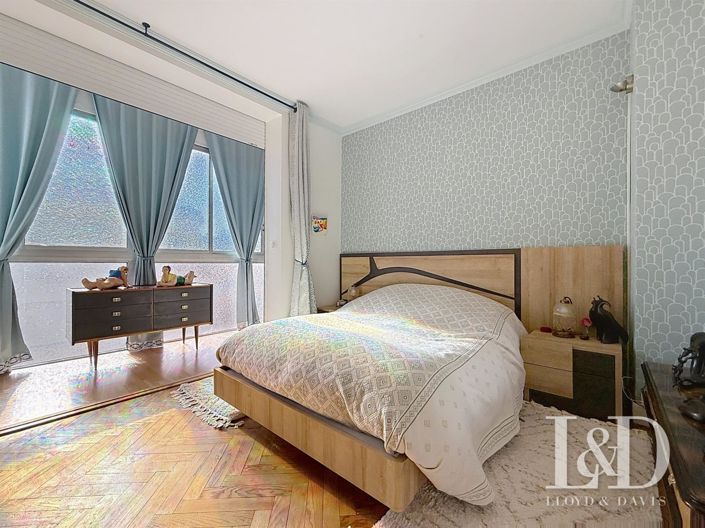 Image No.10-3 Bed House for sale