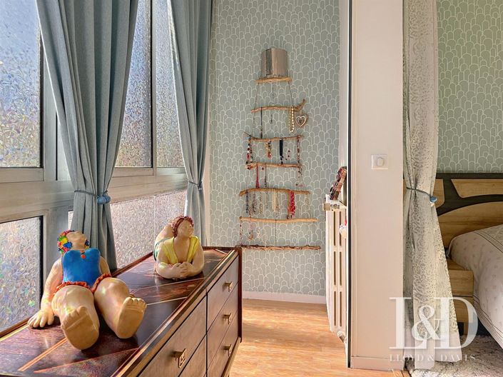 Image No.12-3 Bed House for sale