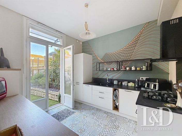 Image No.5-3 Bed House for sale