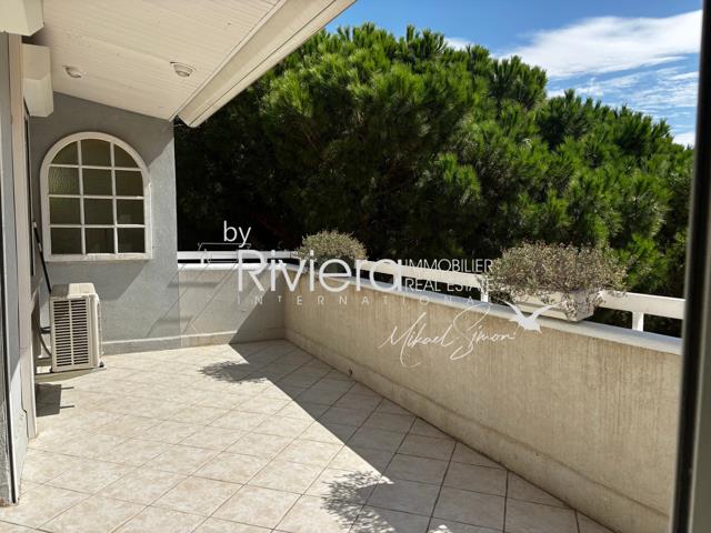 Image No.1-3 Bed Apartment for sale