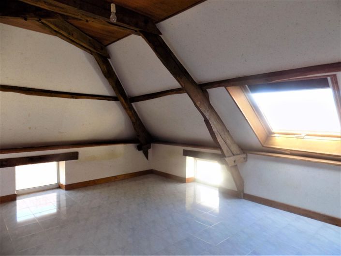 Image No.7-3 Bed House for sale