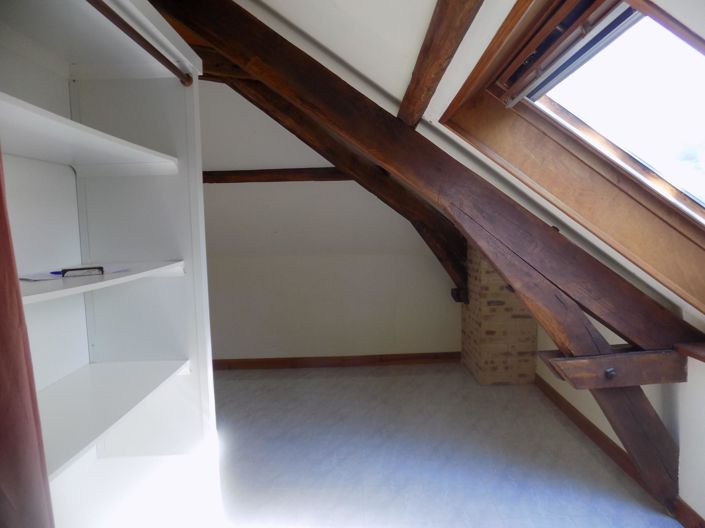 Image No.8-3 Bed House for sale