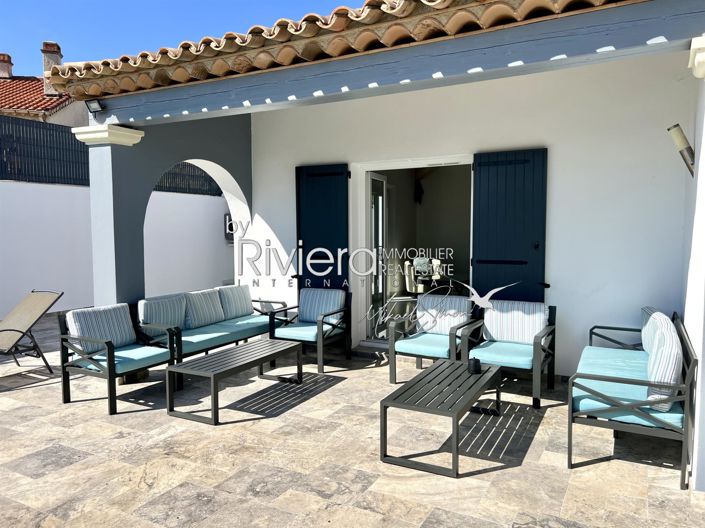 Image No.10-4 Bed House for sale