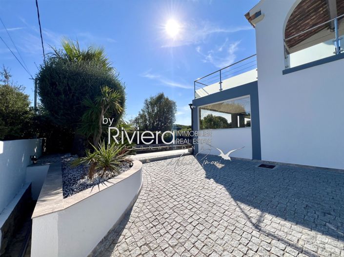 Image No.3-4 Bed House for sale