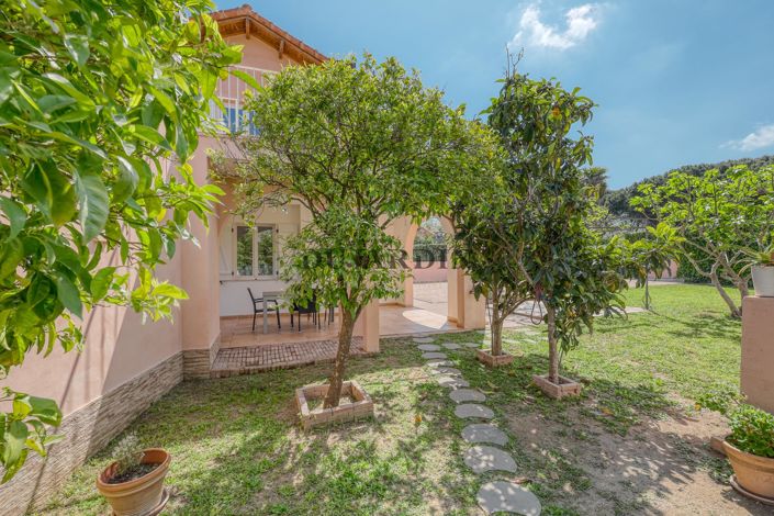 Image No.3-Maison de 4 chambres à vendre à Saint-Tropez